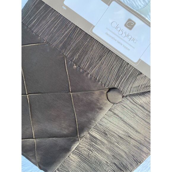 NWT SARO Lifestyle Brown Diamond Crinkle Pintuck 60”X60” Tablecloth - Picture 11 of 12